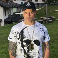/album/photogallery/zzz-el-curandero-stile-rapper-a-drusacco-quadrata-per-foto-profilo-contrastata-600-x-600-jpg/